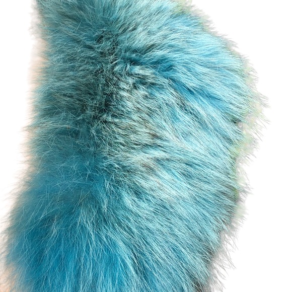 St. John Couture NWT blue lynx collar - Picture 6 of 11